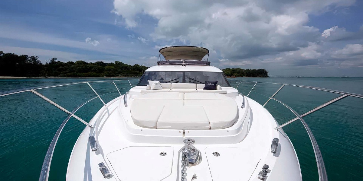 Аренда яхты Princess F55 Risa на Пхукете